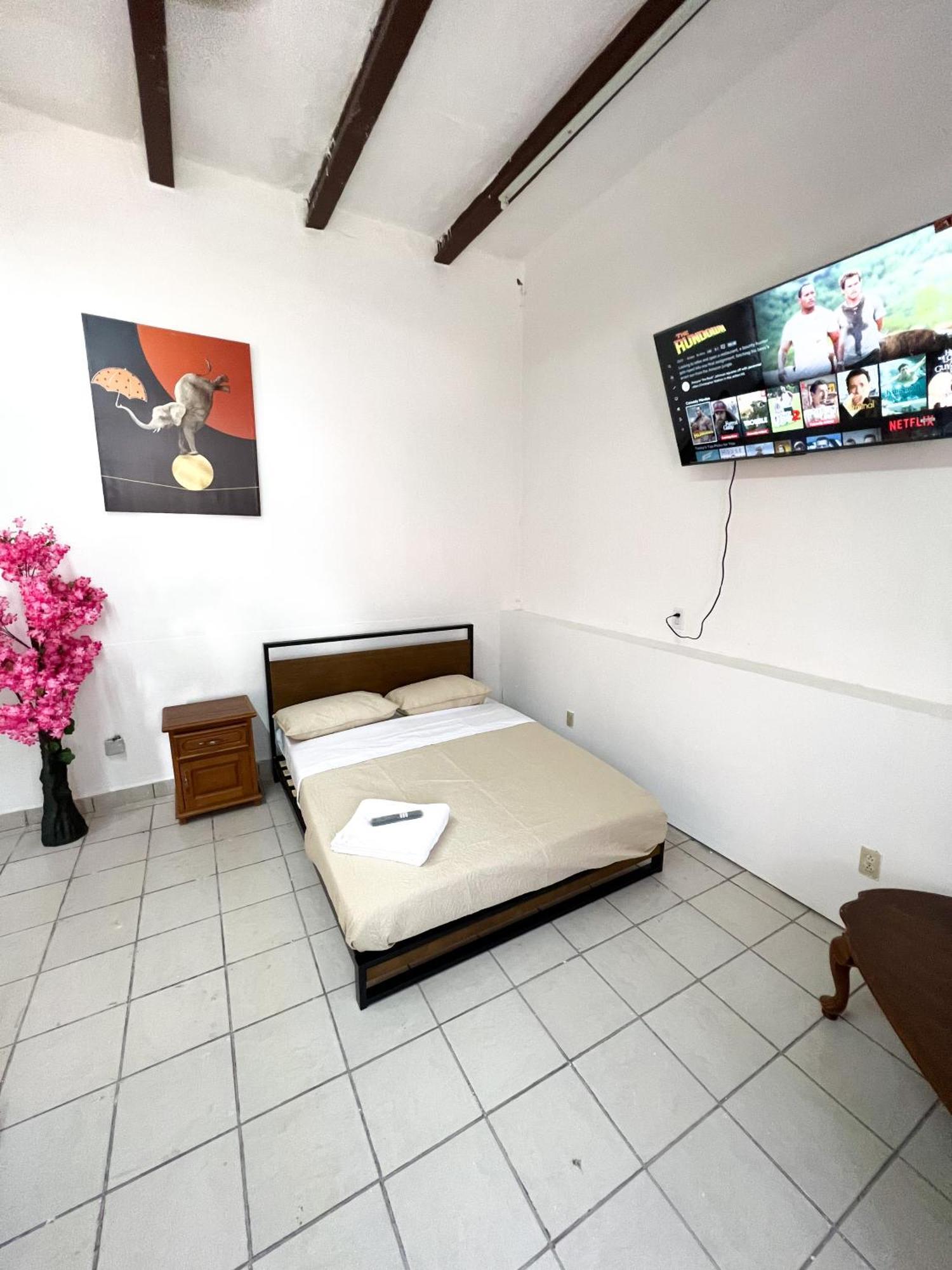 Hotel Cuauhtemoc Queretaro Exterior photo